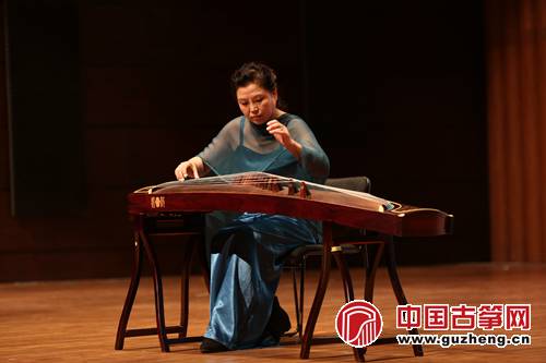 古筝演奏家、沈阳音乐学院民乐系古筝教授杨娜妮独奏《汉宫秋月》
