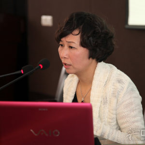 专注的王小平老师