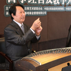 赵曼琴老师为大家讲快速指序时的风采