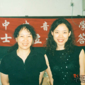 硕士论文答辩会后，与李萌老师