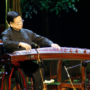 饶宁新独奏《禅院钟声》