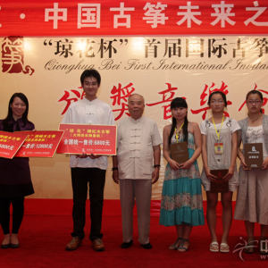 少年B组金奖