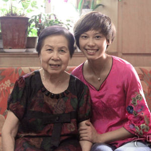 中国古筝网主持人高雅于2011年7月采访国家一级演奏员——叶申龙