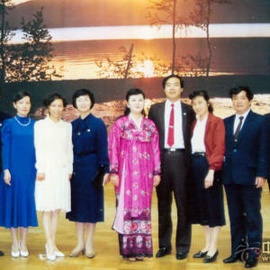 王小平老师在1991年赴朝鲜演