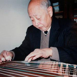 离休后的童宜风陆续改编了《采桑曲》、《忆江南》等筝曲，并积极从事古筝教育工作