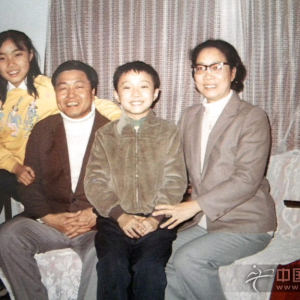 孙文妍一家四口