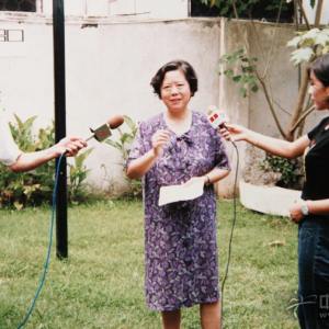 90年代吴青接受在汕头接受央视采访