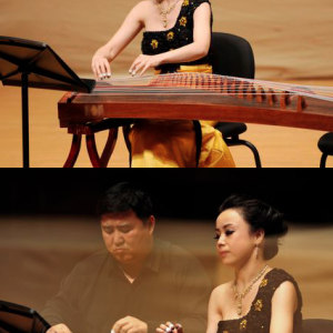 陆晶在“天籁之音”江澹曦、陆晶古筝独奏音乐会上的出色表现（下图左为江澹曦，即陆晶的丈夫）