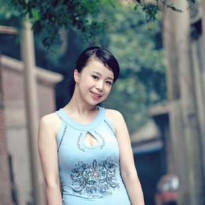 陆晶的写真照片