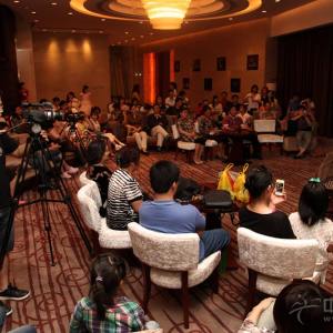 音乐会前夕，常静的音乐沙龙