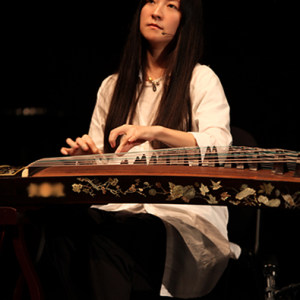 常静于23日下午在音乐厅内彩排