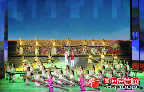 古筝弹唱《在中国的大地上》