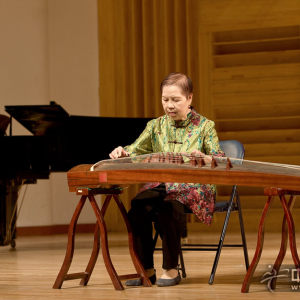 叶申龙老师演奏广东客家筝曲《出水莲》