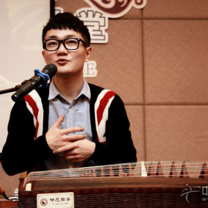 刘乐演讲时的风采