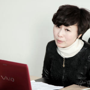 扬州大学副教授、“1+1”古筝基础教学法创始人王小平老师为各位筝赢通会员精彩授课。详细讲解了“1+1”教学法的诞生背景及教学理念与教学方法