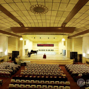 天津音乐学院南校区的现代音乐厅