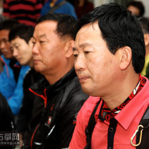 韩国友人们听到如国歌一样的《阿里郎》奏响时，感觉特别亲切和感动。