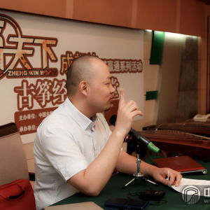 教师管理就是行政管理中的人力资源管理，对于培训中心老师的管理，林加平先生要求必须建立科学的管理制度、老师的团队管理和职业规划，培训中心的架构设置及人员进行合理配置等。