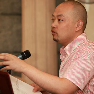 “筝赢天下行业经营大讲堂”成都站，林加平老师讲课时的风采。