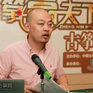 “筝赢天下行业经营大讲堂”成都站，林加平老师讲课时的风采。