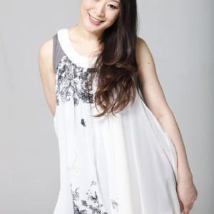 周健楠的个人写真。