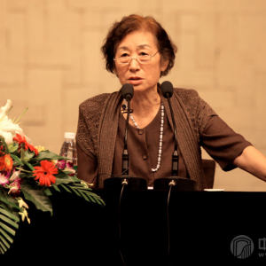 最后，曲云教授（陕西师范大学教授、硕士研究生导师）结合本次比赛的评审感想与大家探讨了有关陕西筝乐的演奏。