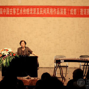曲云教授指出，比赛中部分选手在演奏陕西筝乐时明显表现出对筝乐的片面理解。