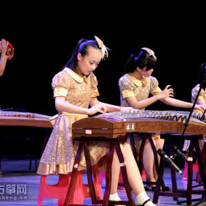 优秀选手们演奏时的风采。