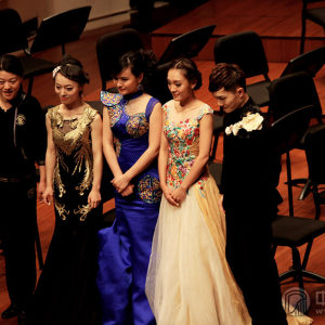 四届金钟冠军合影