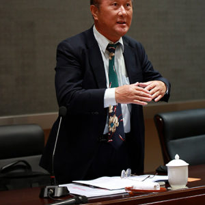 为期两天的论文交流现场