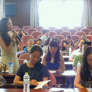 会议期间，代表们各抒起见，踊跃发言，纷纷提出各自的意见和看法，为古筝学会及筝事业今后的工作及发展提出了宝贵意见。