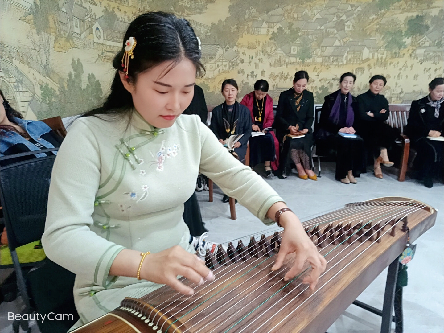 ggugugu zgu z古筝