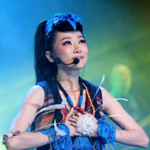 天籁之爱（旺姆、容中尔甲演唱歌曲）