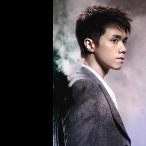 过云雨（张敬轩演唱歌曲）