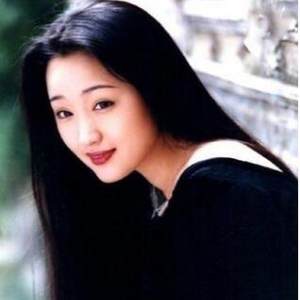 让我轻轻地告诉你（杨钰莹演唱歌曲）