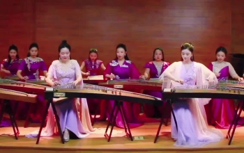 中华筝五色弦乐团古筝重奏《美丽的壮锦》，留住人间最真挚的感情