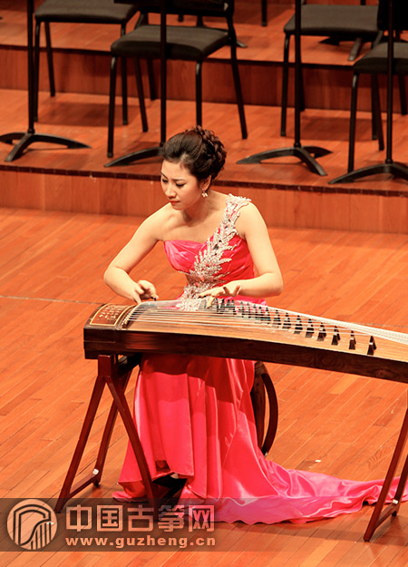 崔杉古筝演奏《秦土情》